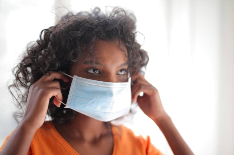 Woman with mask - Black Love Woman with mask