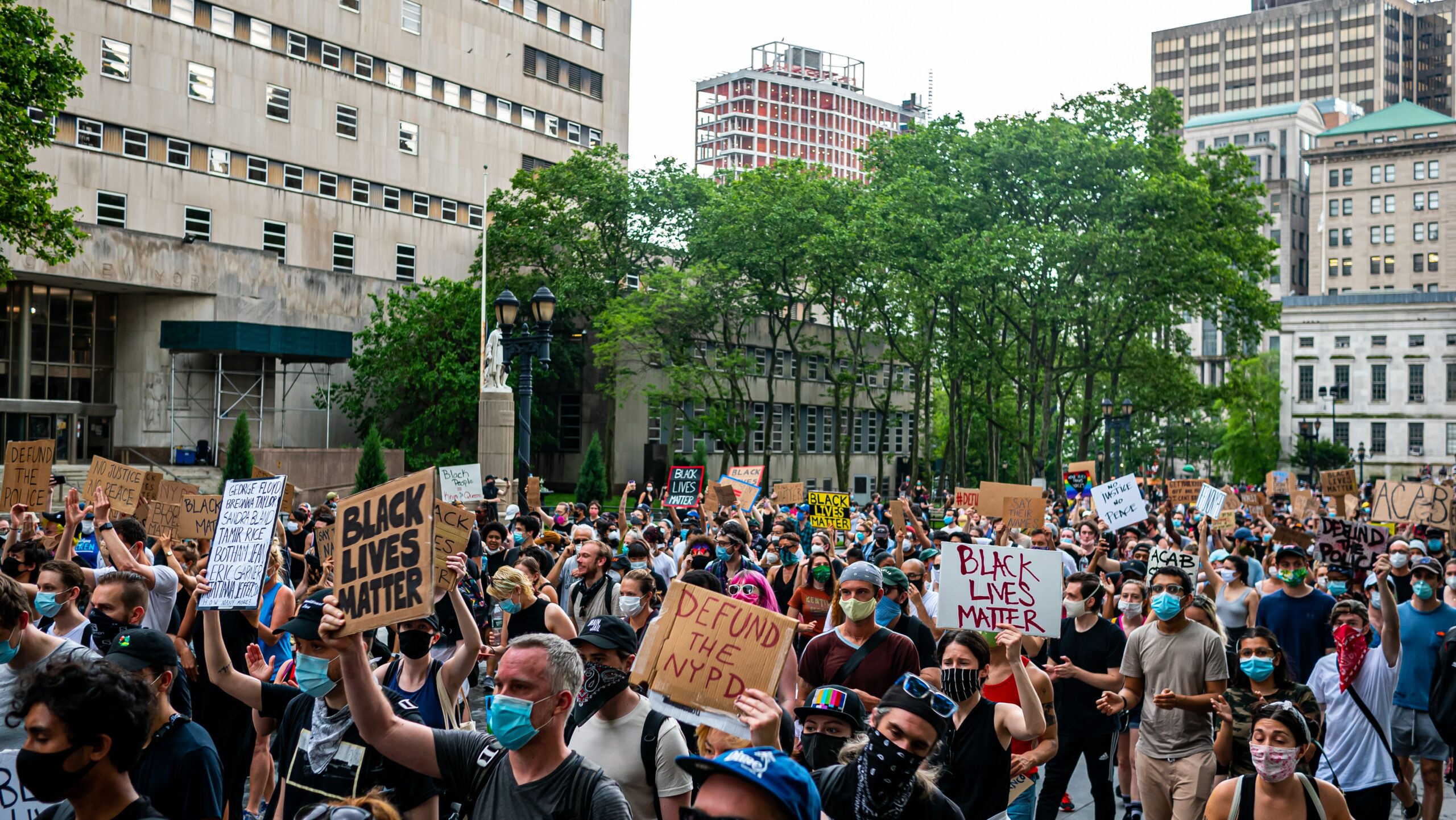 A group protesting the death of George Floyd (Photo courtesy of Pexels.com) - Black Love A group protesting the death of George Floyd (Photo courtesy of Pexels.com)