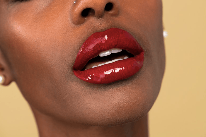 Woman's lips (Courtesy of pexels.com)