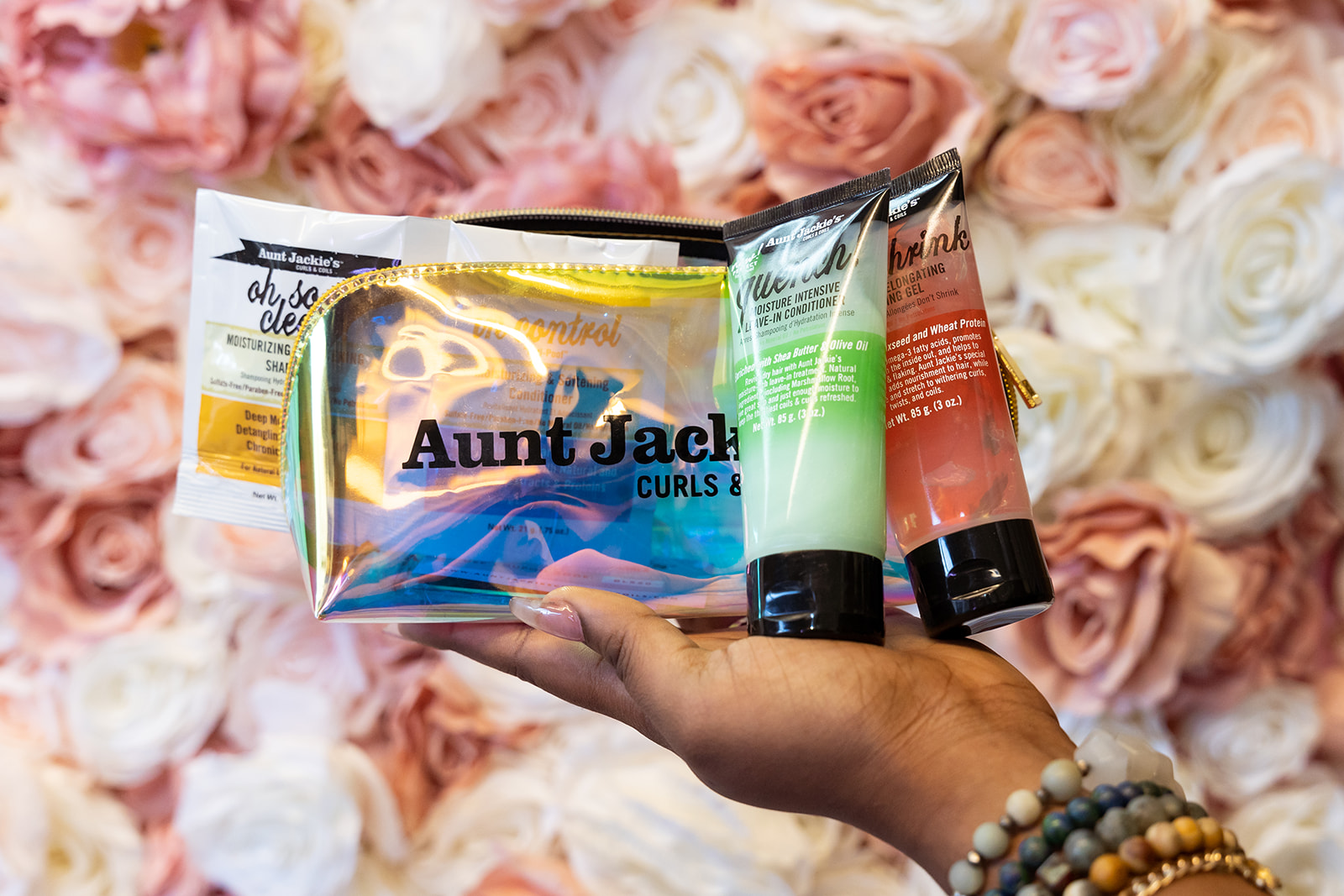 Aunt Jackie's (Photo courtesy of Mayajoan) - Black Love Aunt Jackie's (Photo courtesy of Mayajoan)