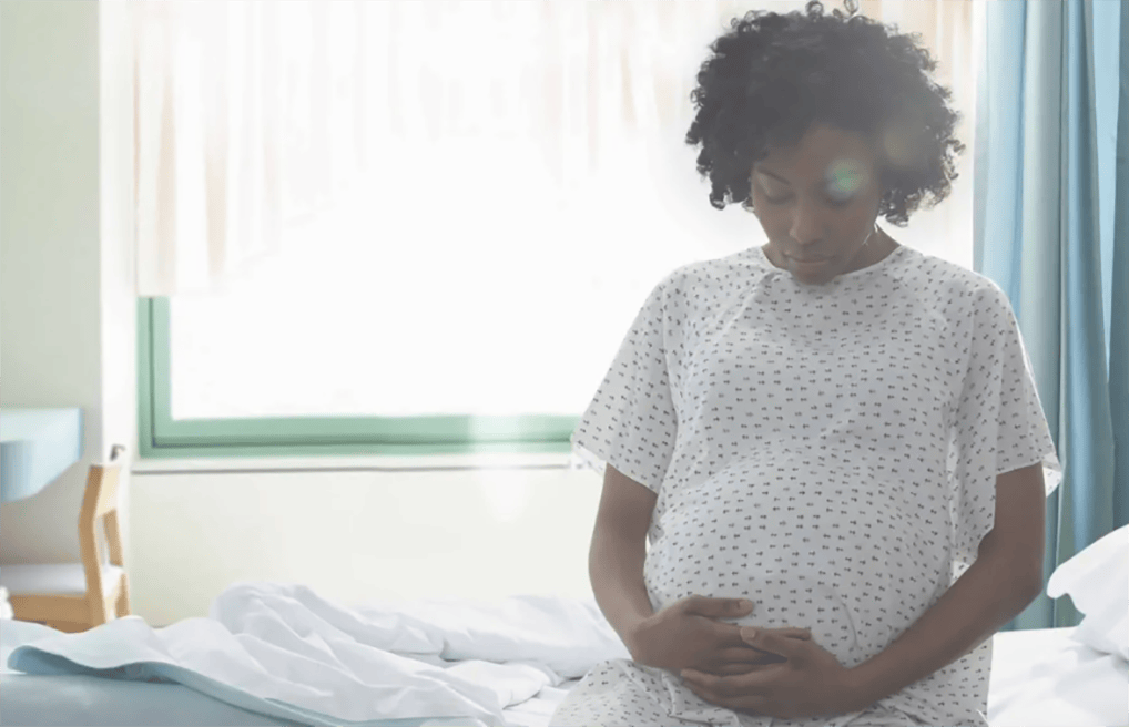 Pregnant woman in hospital
