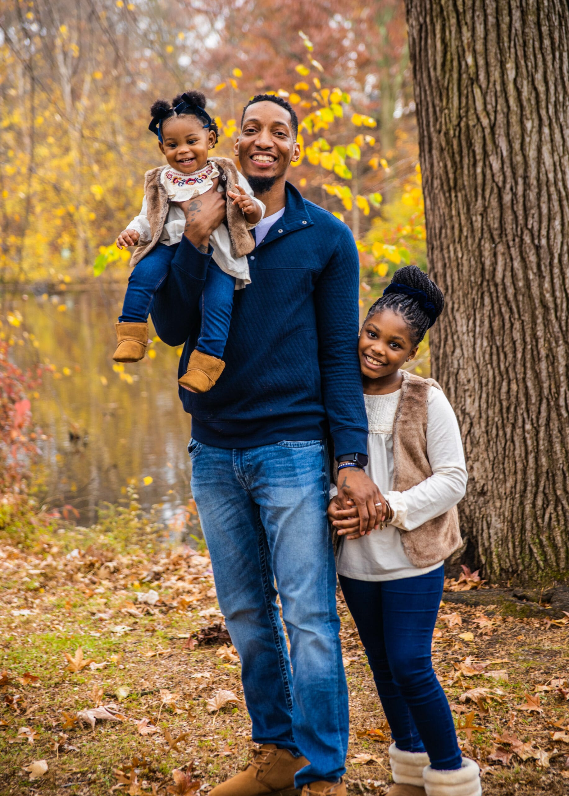 Jasmine's husband Salah with their daughters