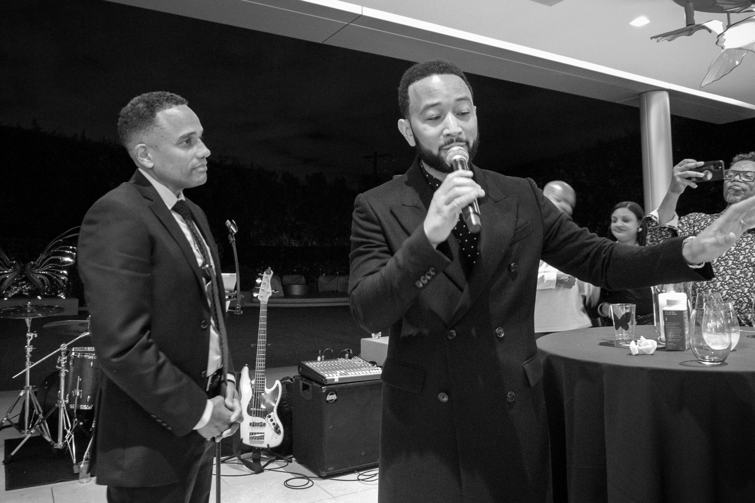 Hill Harper with multi-platinum singer-songwriter John Legend (Courtesy of Hill Harper for Michigan) - Black Love Black Love Founders Co-Host U.S. Senate Candidate Hill Harper’s L.A. Fundraiser