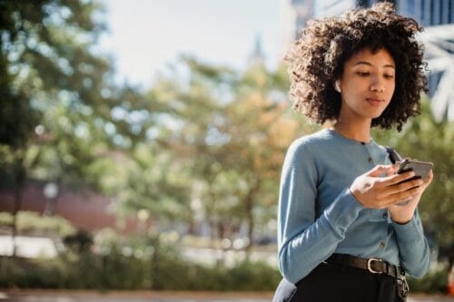 How to Make Social Media a Sanctuary for Self-Love